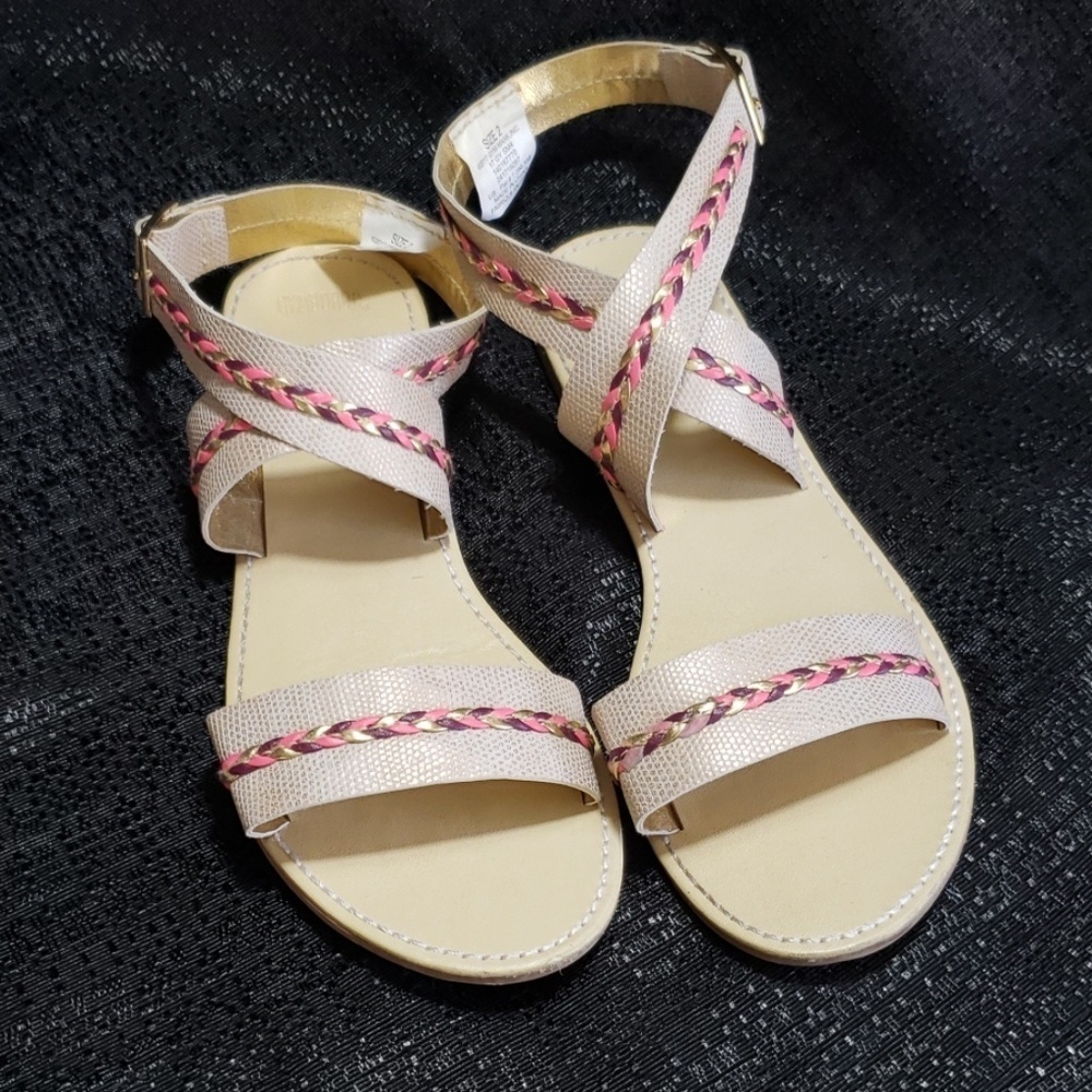 Gymboree girls sandals 2